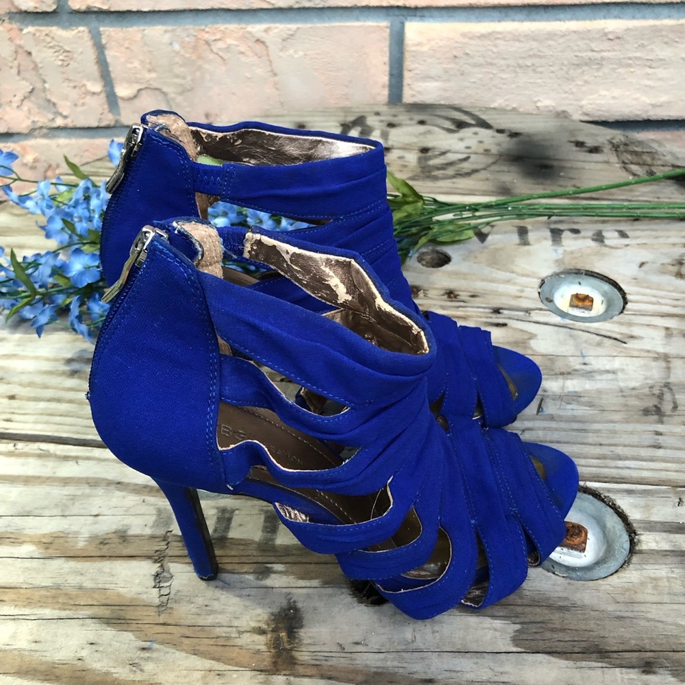 BCBGENERATION blue Jubilees 8B